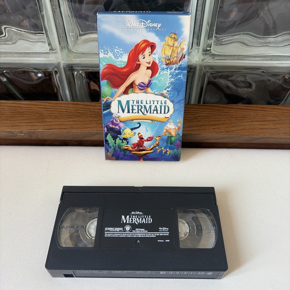 The Little Mermaid (VHS, 2007) Disney's Movie Club Slipcover RARE Late Release